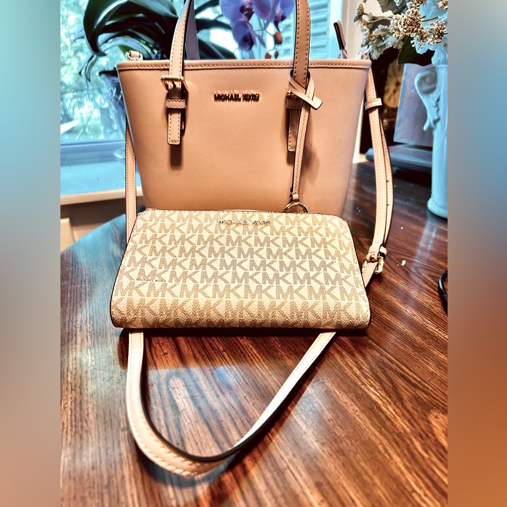 Michael Kors crossbody with wallet